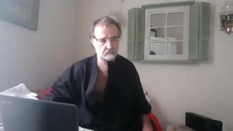 Snapshot of jasonreloaded694u chatting on January 16, 4:07 pm Jason online show from January 16, 4:07 pm