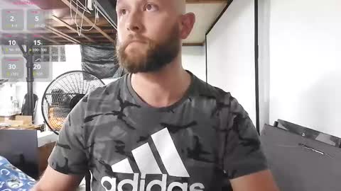 Jasontoohardholly online show from November 12, 1:44 am