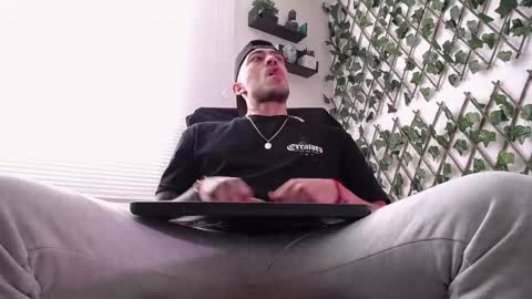 Snapshot of jasson_king01 chatting on February 17, 4:15 pm JKing  online show from February 17, 4:15 pm
