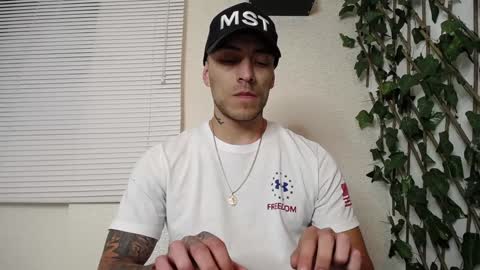 Snapshot of jasson_king01 chatting on January 18, 12:17 am JKing  online show from January 18, 12:17 am
