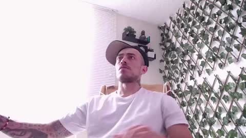 Snapshot of jasson_king01 chatting on March 11, 6:52 pm JKing  online show from March 11, 6:52 pm