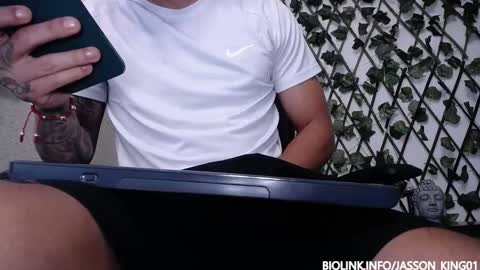 Snapshot of jasson_king01 chatting on October 6, 11:59 am JKing  online show from October 6, 11:59 am