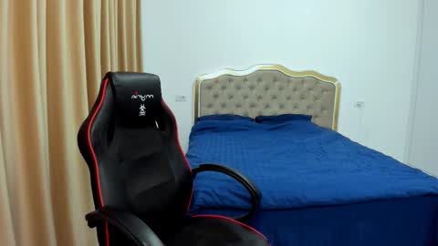  Javi  online show from September 25, 9:35 pm