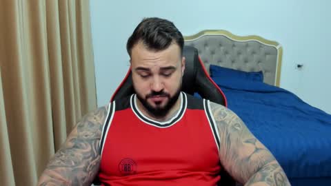  Javi  online show from December 12, 11:36 pm