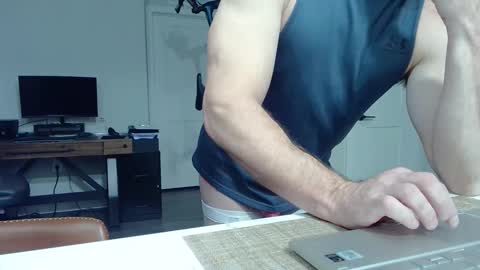 Snapshot of jaxxxspade chatting on December 4, 10:35 am Jaxxx Spade online show from December 4, 10:35 am