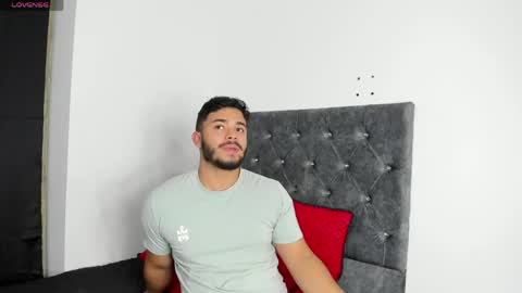 jayd_muscle1 online show from May 11, 3:08 am