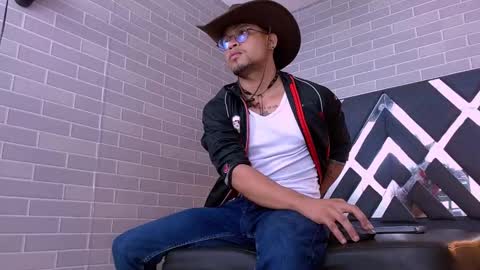 Jayden Morris online show from November 18, 10:52 am