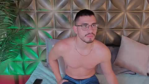 Jay online show from March 10, 8:04 pm