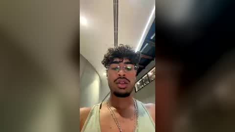 jayluvsu69 online show from July 12, 7:32 am