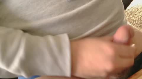 jcdogg11 online show from December 10, 4:17 pm