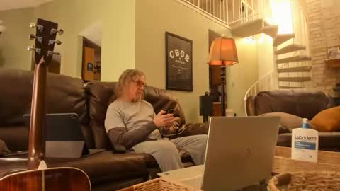 JDinEuless online show from January 11, 4:33 pm