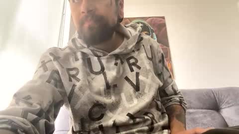 jdsj1a873165 online show from March 2, 4:36 pm