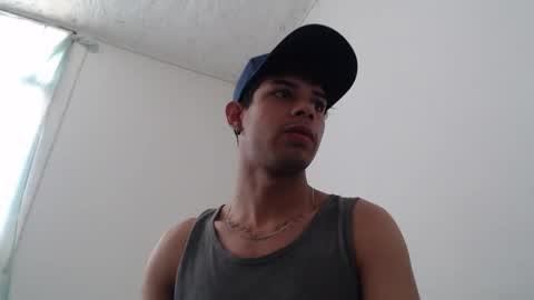 jeampier_sexy online show from February 2, 10:39 pm