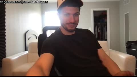 Snapshot of jeanwhitebianco chatting on September 14, 3:47 pm jeanwhitebianco online show from September 14, 3:47 pm