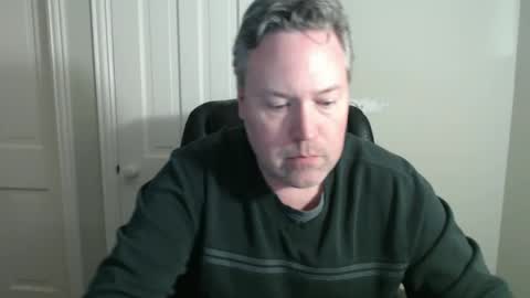 Snapshot of jeb5150 chatting on January 26, 2:35 am JE online show from January 26, 2:35 am