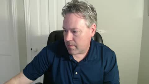 Snapshot of jeb5150 chatting on February 3, 10:32 pm JE online show from February 3, 10:32 pm