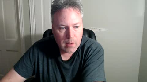 JE online show from August 8, 4:52 am