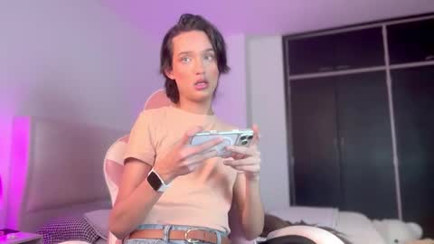  J E V D  online show from March 3, 5:15 am