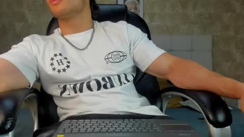 jeicob gagnon online show from September 14, 12:34 am