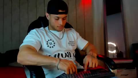 jeicob gagnon online show from September 29, 5:39 am