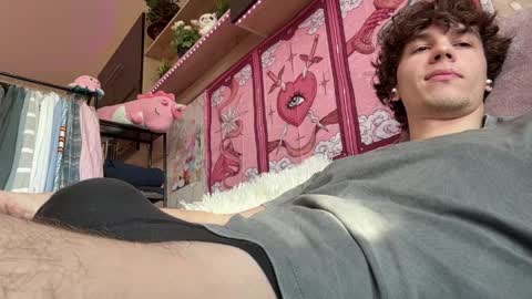 jeremy1scott online show from April 6, 4:57 am