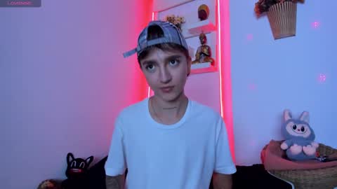 jero independent model online show from October 29, 4:59 am