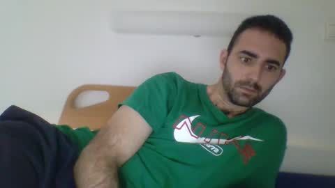 Snapshot of jeropa5476 chatting on January 18, 4:10 pm jeropa5476 online show from January 18, 4:10 pm