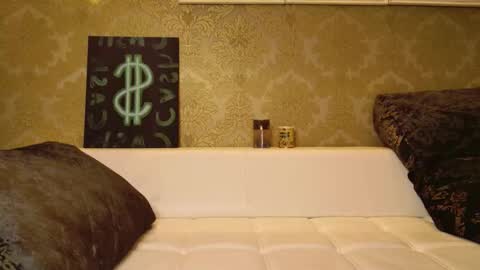 Jerry  online show from December 14, 10:06 pm