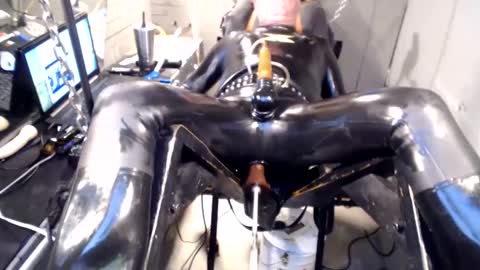 Snapshot of jerrygumby chatting on December 22, 3:33 am jerrygumby online show from December 22, 3:33 am