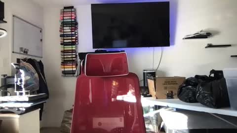 Hungjessy online show from January 6, 4:55 pm