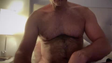 Jesuiscoquin online show from September 30, 1:25 pm