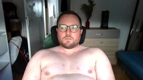 Snapshot of jeuneloup92 chatting on September 11, 3:55 pm jeuneloup92 online show from September 11, 3:55 pm