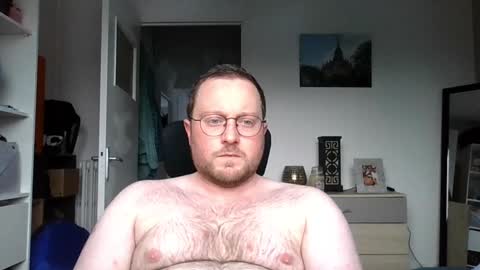 Snapshot of jeuneloup92 chatting on January 31, 4:06 pm jeuneloup92 online show from January 31, 4:06 pm