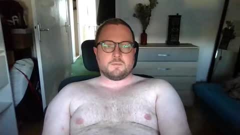 Snapshot of jeuneloup92 chatting on September 29, 4:58 pm jeuneloup92 online show from September 29, 4:58 pm