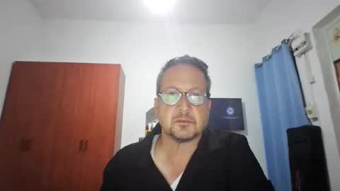 jewbitch1 online show from October 1, 2:15 am