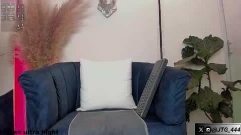 Snapshot of jeycob_braandx chatting on October 23, 2:15 am Jeycob online show from October 23, 2:15 am