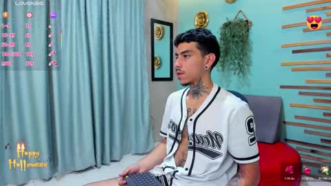Snapshot of jharol_cardona chatting on October 24, 1:40 am Jharol  online show from October 24, 1:40 am