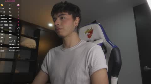 Snapshot of jhn_morghan chatting on October 18, 2:05 am Morghan online show from October 18, 2:05 am