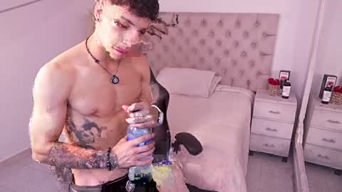 jhoanleandro online show from April 3, 5:26 am