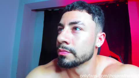 Jhojan Strong  online show from March 4, 5:14 am