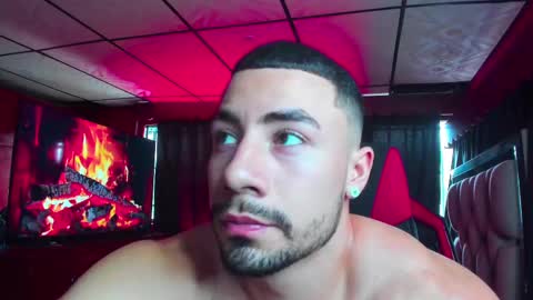 Jhojan Strong  online show from February 19, 9:03 pm