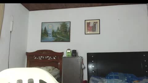 Snapshot of jhon_tommy chatting on December 12, 11:07 am jhon tommy online show from December 12, 11:07 am