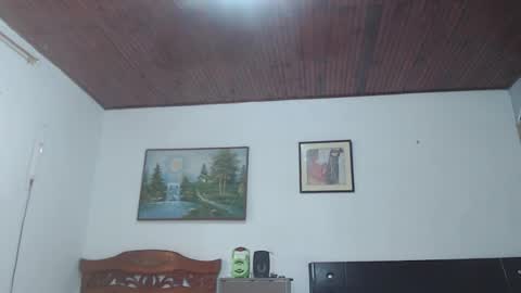 Snapshot of jhon_tommy chatting on December 28, 12:47 pm jhon tommy online show from December 28, 12:47 pm