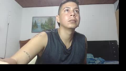 Snapshot of jhon_tommy chatting on January 7, 1:28 am jhon tommy online show from January 7, 1:28 am