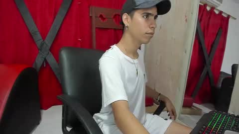 Jhonny online show from January 30, 3:33 am