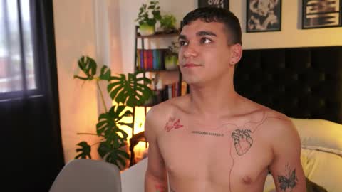 Snapshot of jhonnyx_ chatting on September 12, 3:12 pm Jhonny  online show from September 12, 3:12 pm