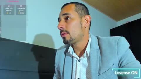 Jhony Alzate online show from February 4, 2:28 am