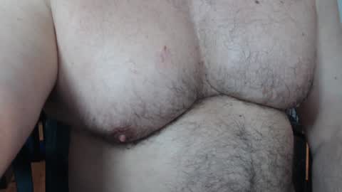 Snapshot of jimbeefbear chatting on January 4, 5:05 pm Jim online show from January 4, 5:05 pm