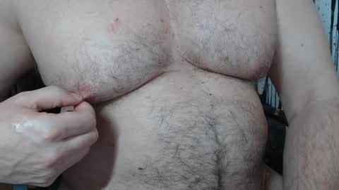 Snapshot of jimbeefbear chatting on January 11, 10:07 pm Jim online show from January 11, 10:07 pm