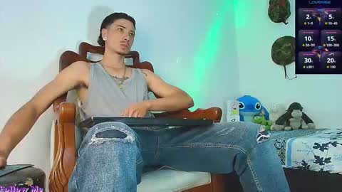 Snapshot of jimm66_ chatting on October 23, 1:09 am Jimm  Independent Model  online show from October 23, 1:09 am
